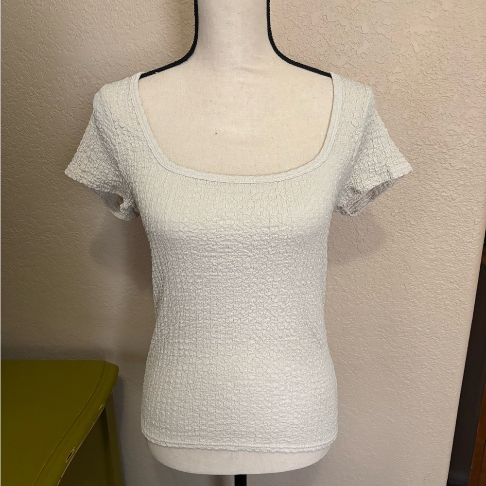 Old Navy Women's Cream Textured Top M